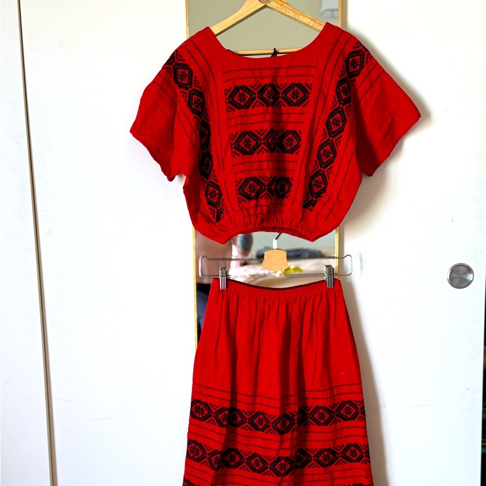 Vintage two-piece skirt set